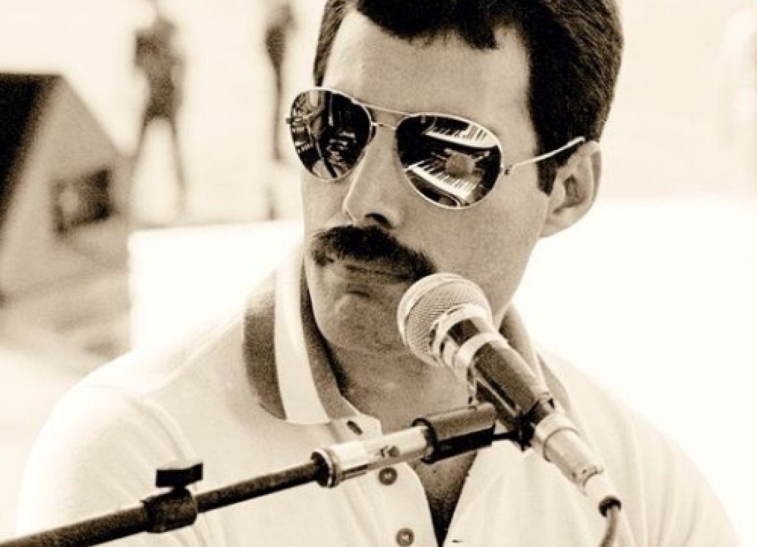 music memorabilia auction