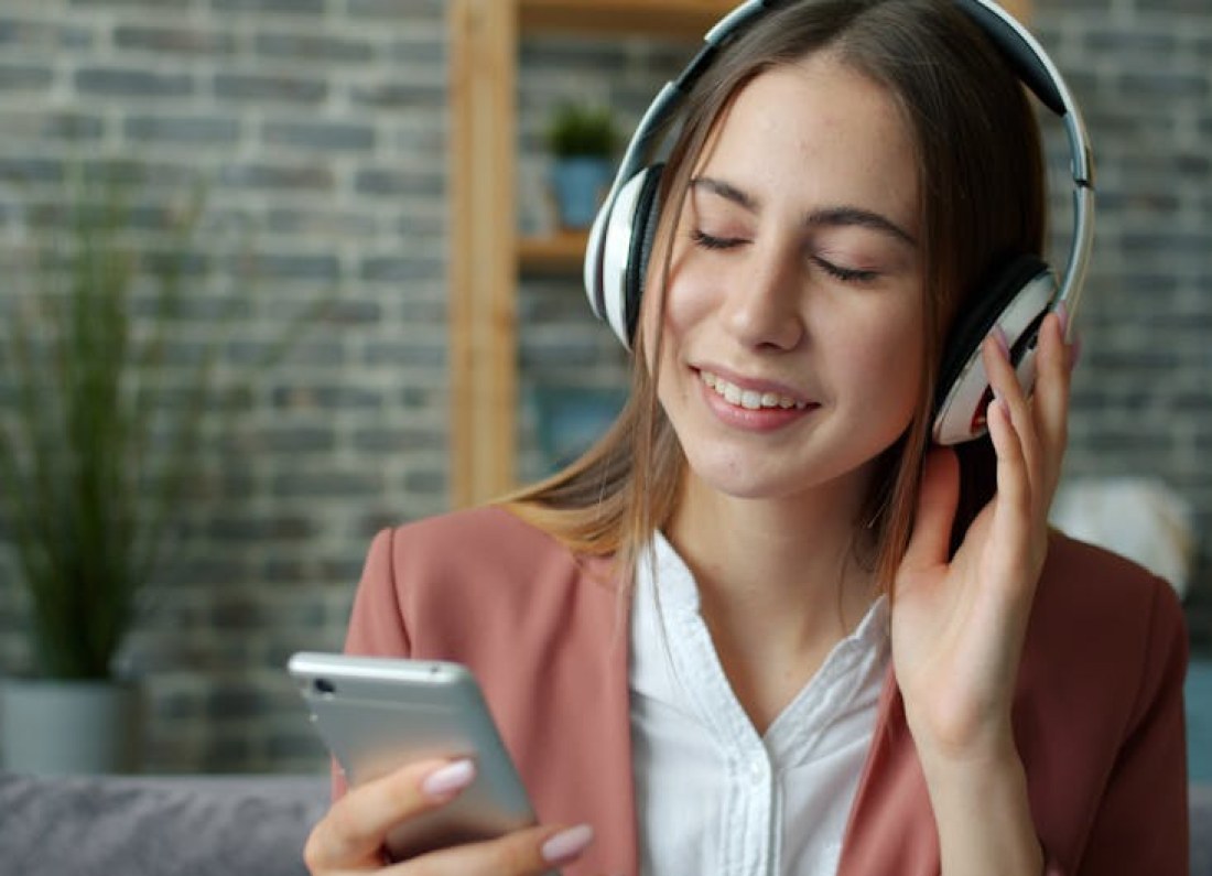 music playlist headphones