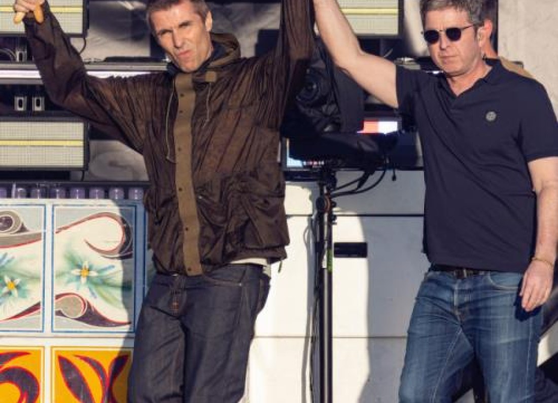 rock band performance