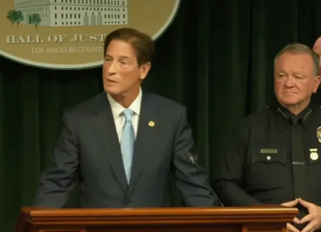 singer mugshot courtroom