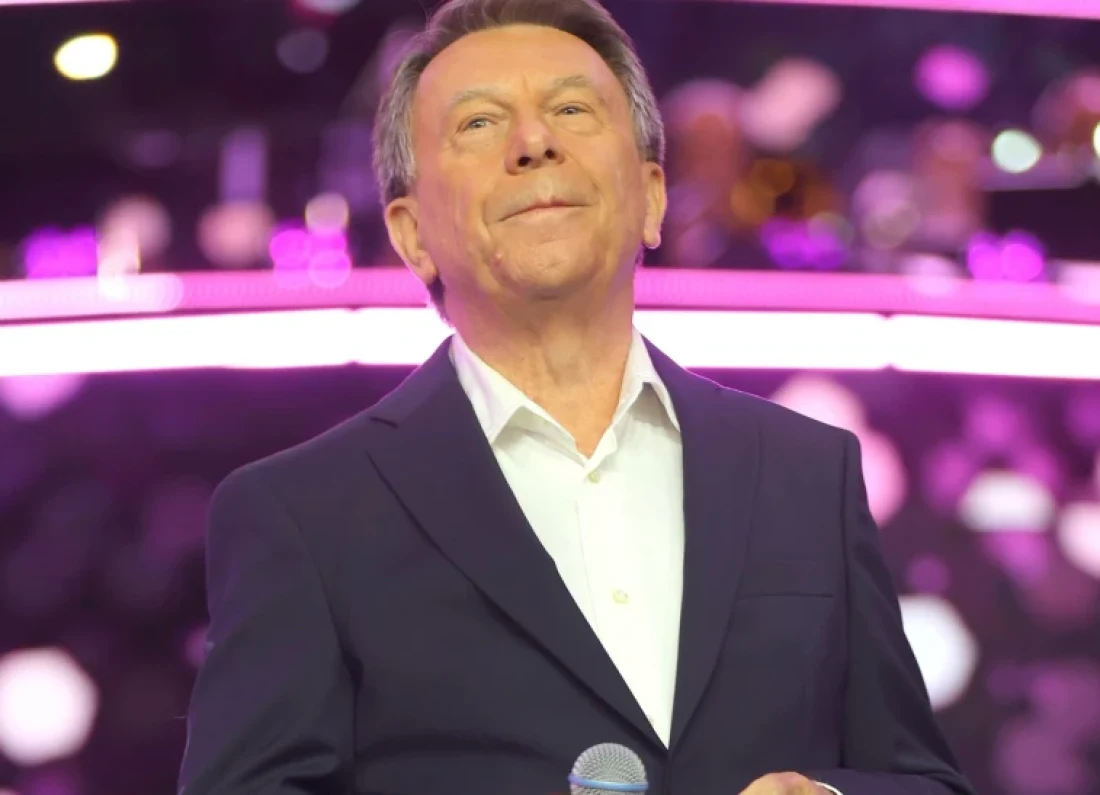 Wojciech Gassowski singing