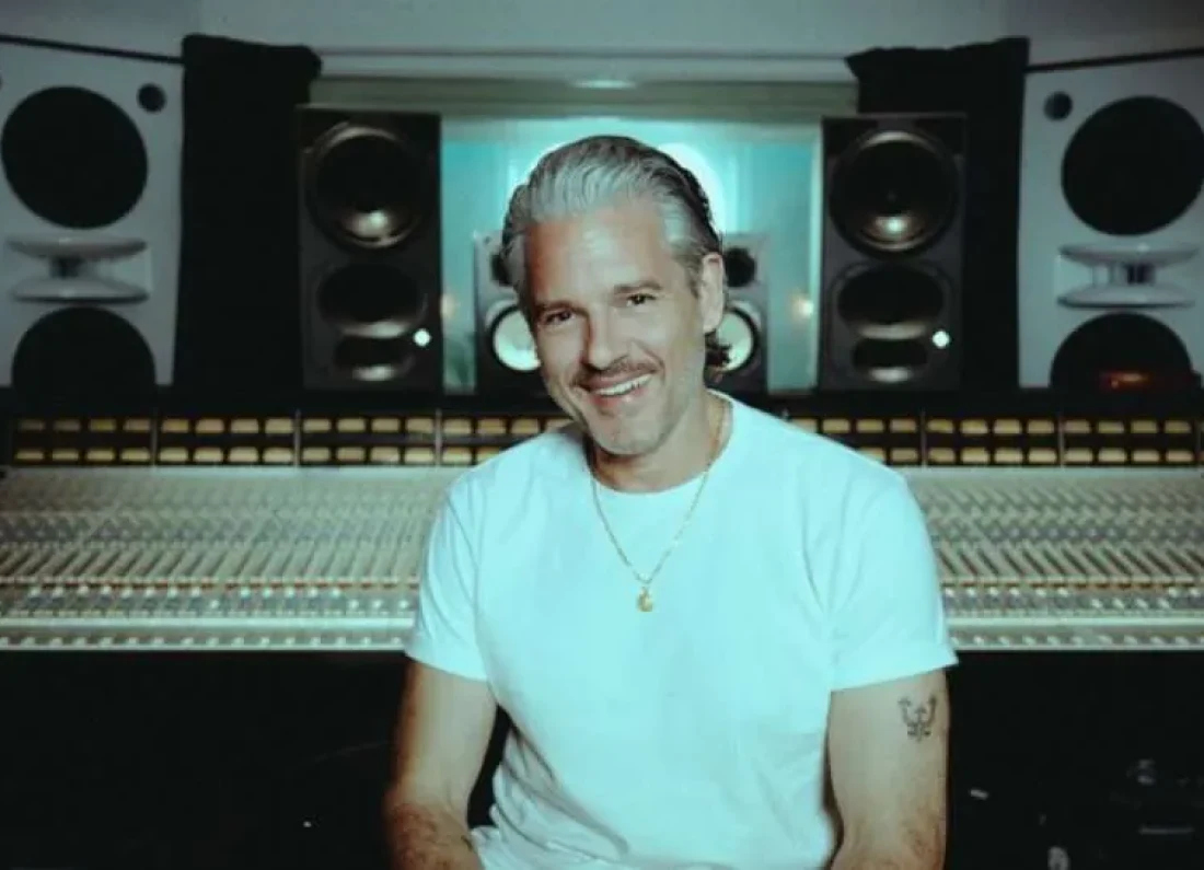 Paul Epworth portrait