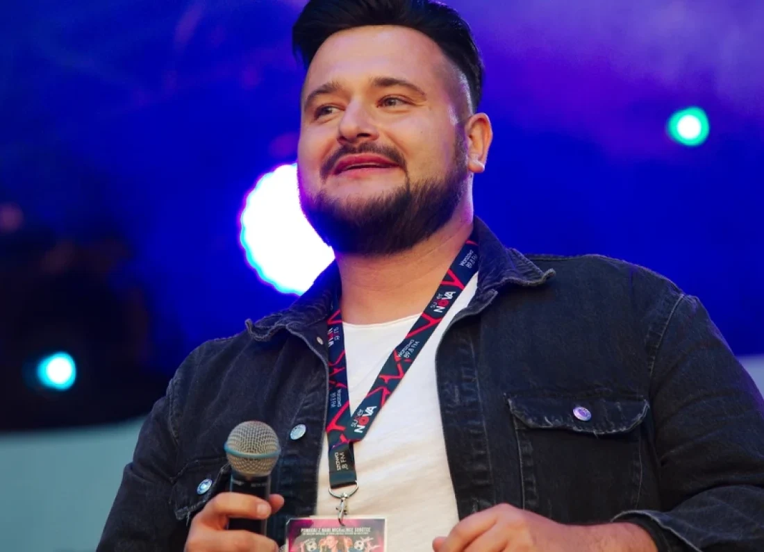 house construction road