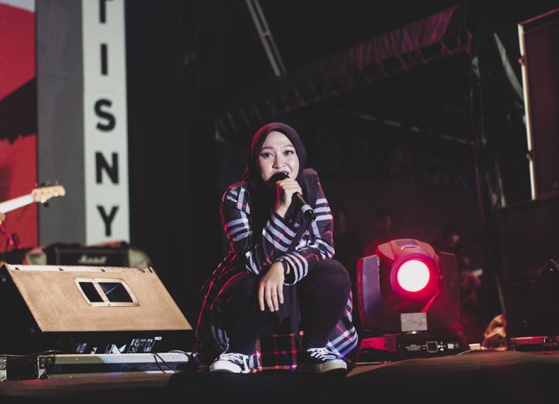 Amaia performing on stage