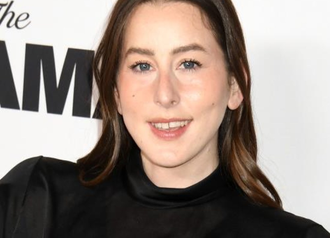 Alana Haim crying