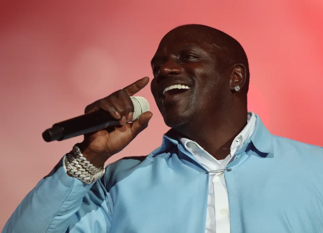 Akon plastic ball