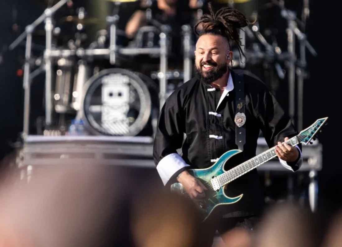 Five Finger Death Punch live