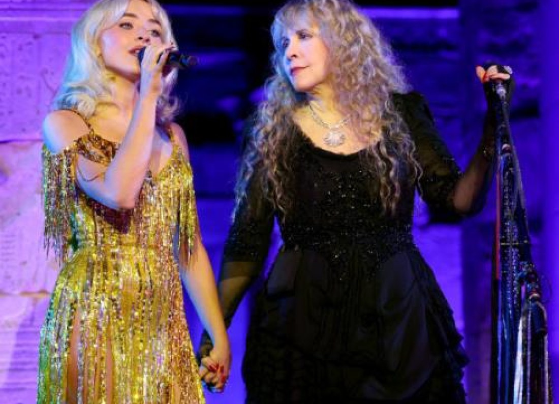 Sabrina Carpenter Stevie Nicks performance