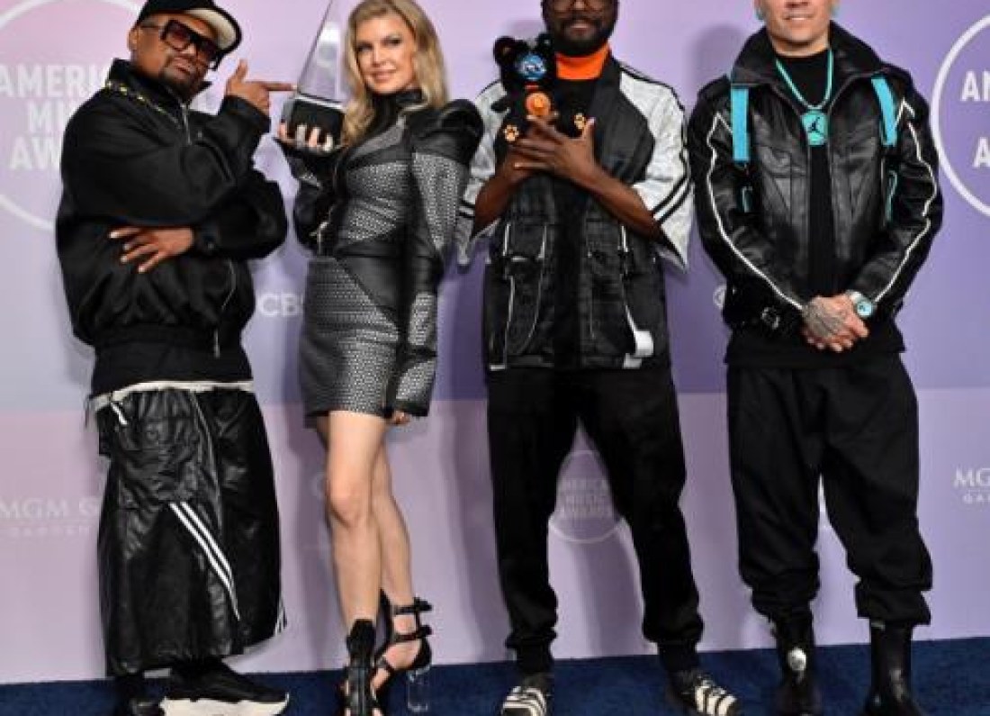 Fergie Black Eyed Peas AMA performance