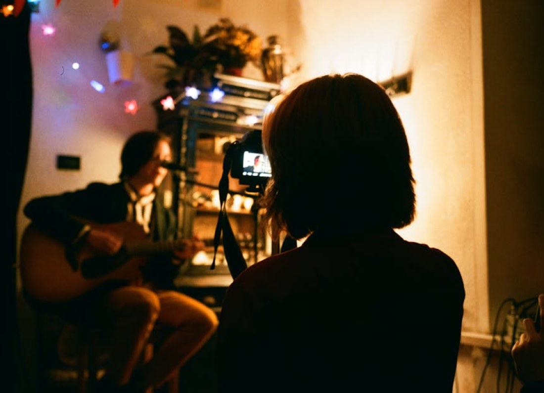 BETS singer music video
