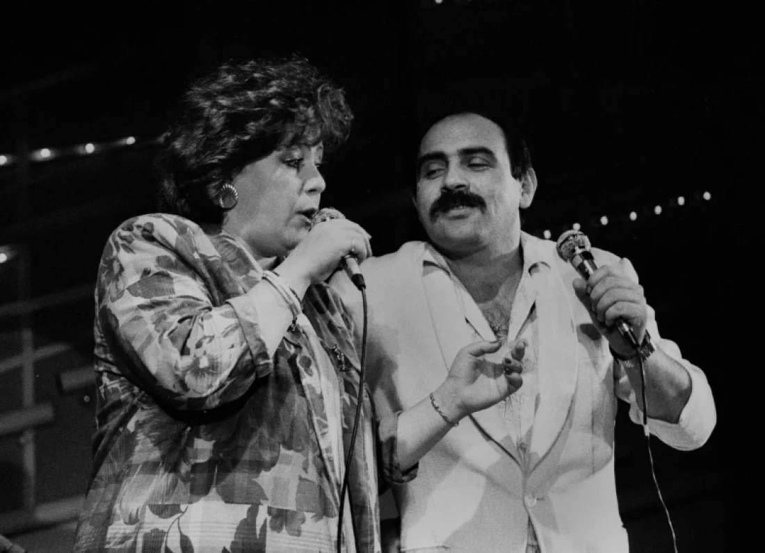 Andrzej Zaucha singing